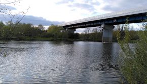 Un pont sur la Maine